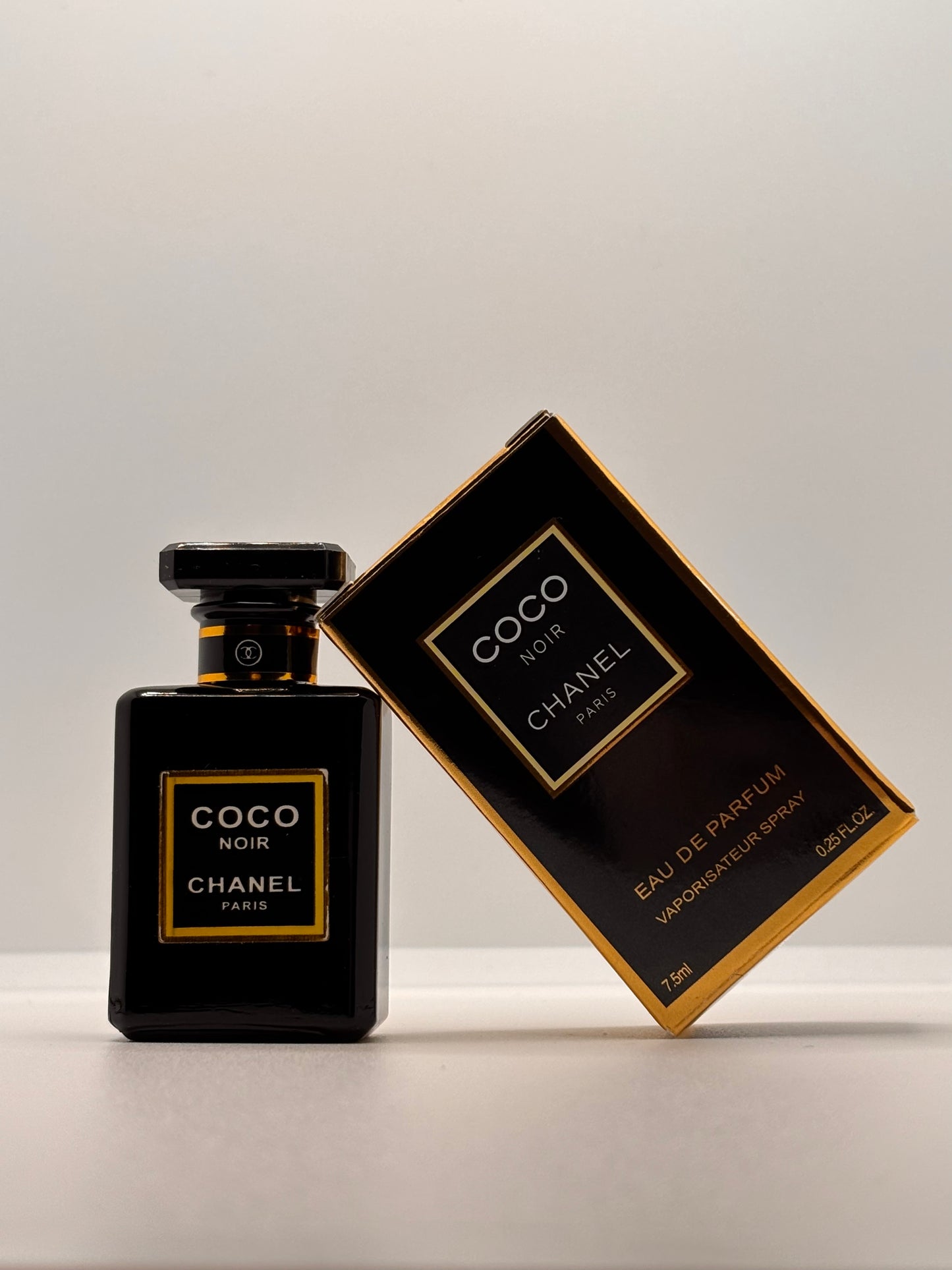 Coco Chanel - Noir Paris
